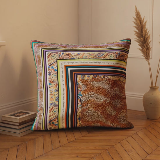 Housse de coussin en soie Royal Panthère – Amour de Pin-up Paris